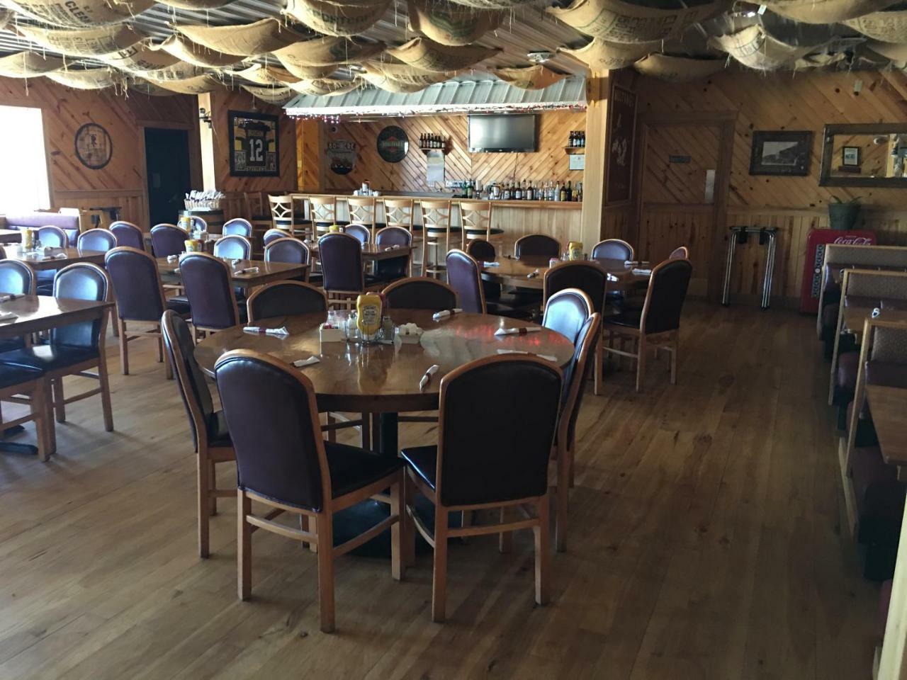 Southfork Motel Bloomfield Екстериор снимка